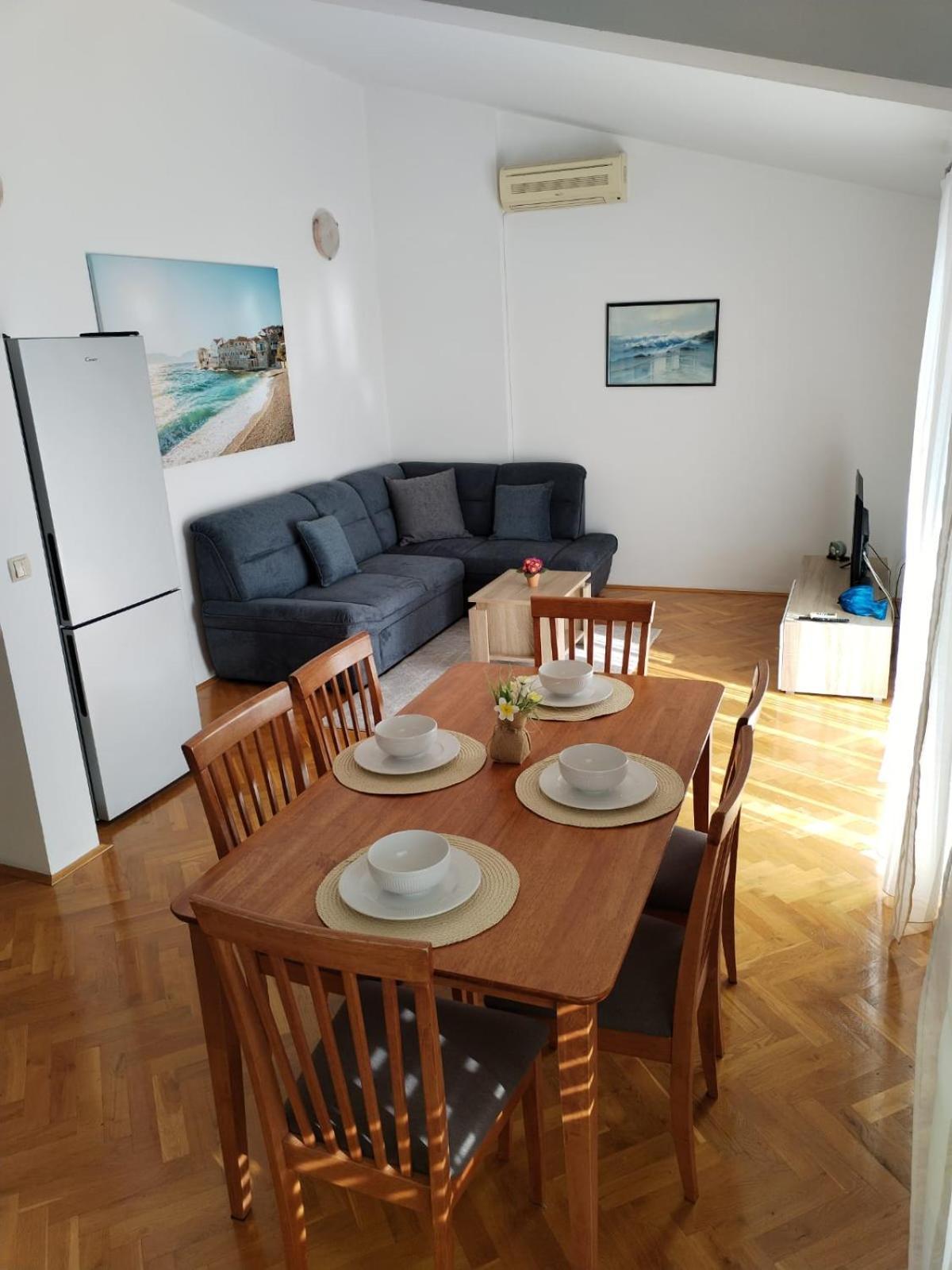 Apartmani Ljubo Primosten Exterior photo