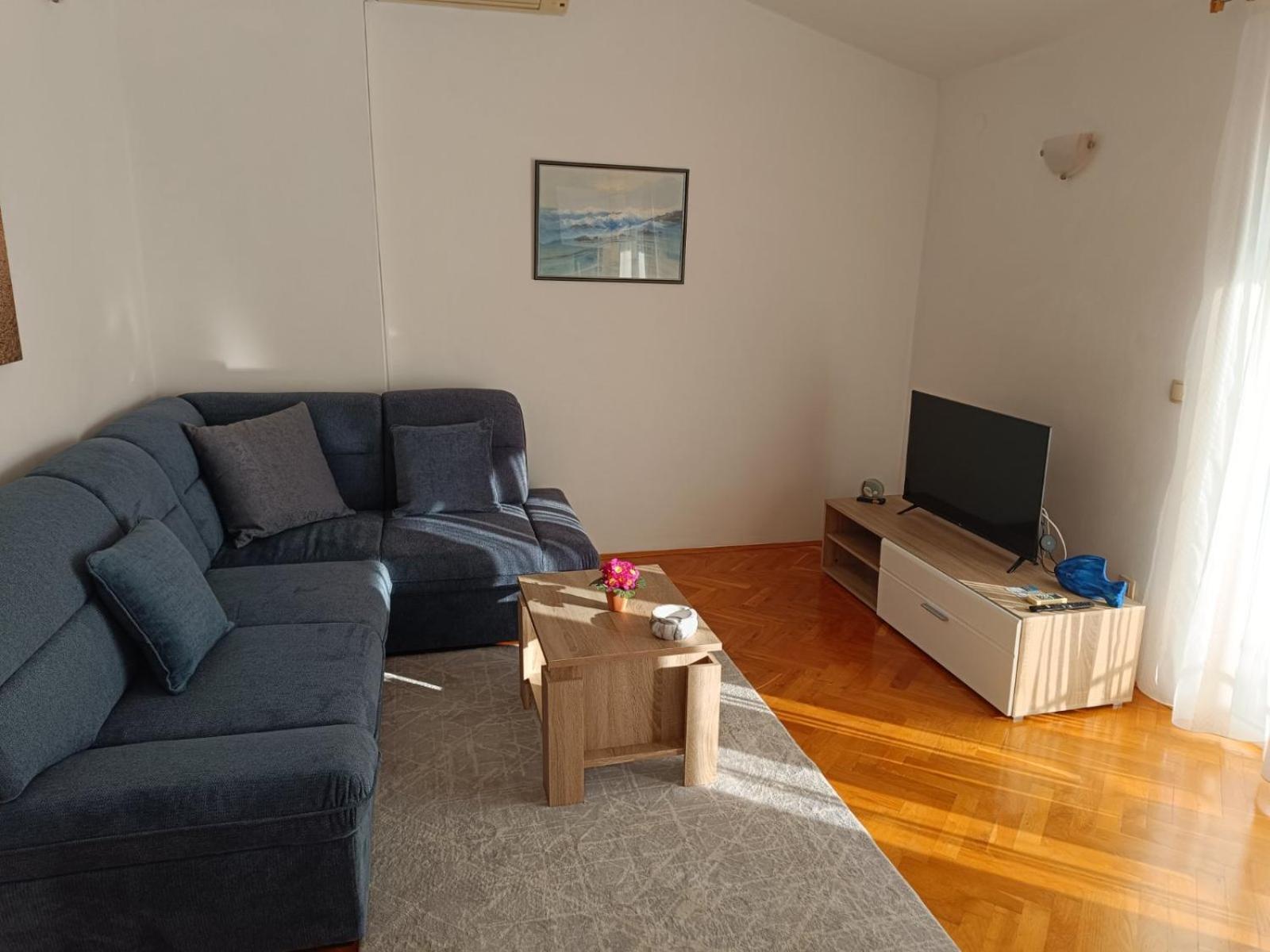 Apartmani Ljubo Primosten Exterior photo