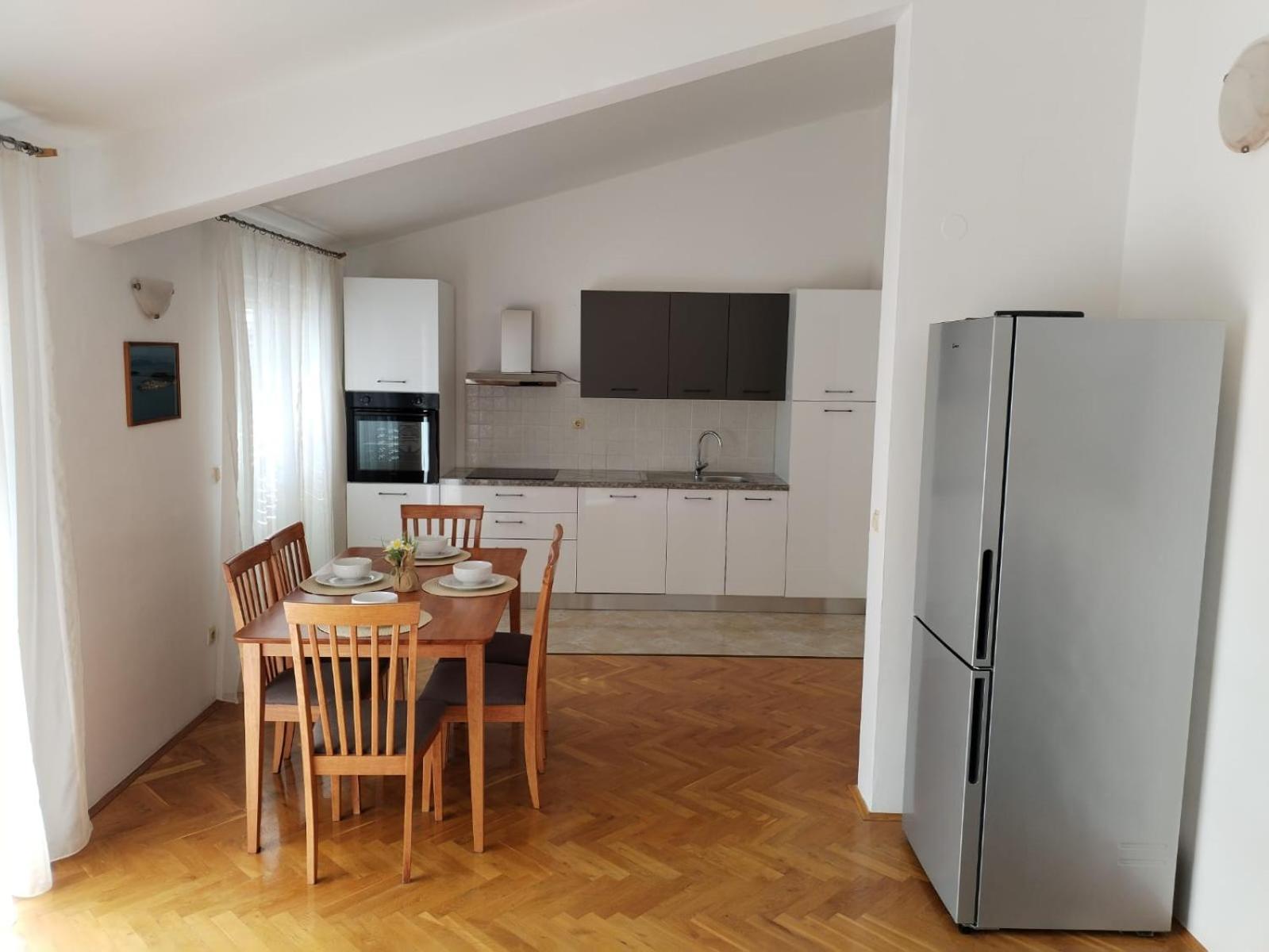 Apartmani Ljubo Primosten Exterior photo
